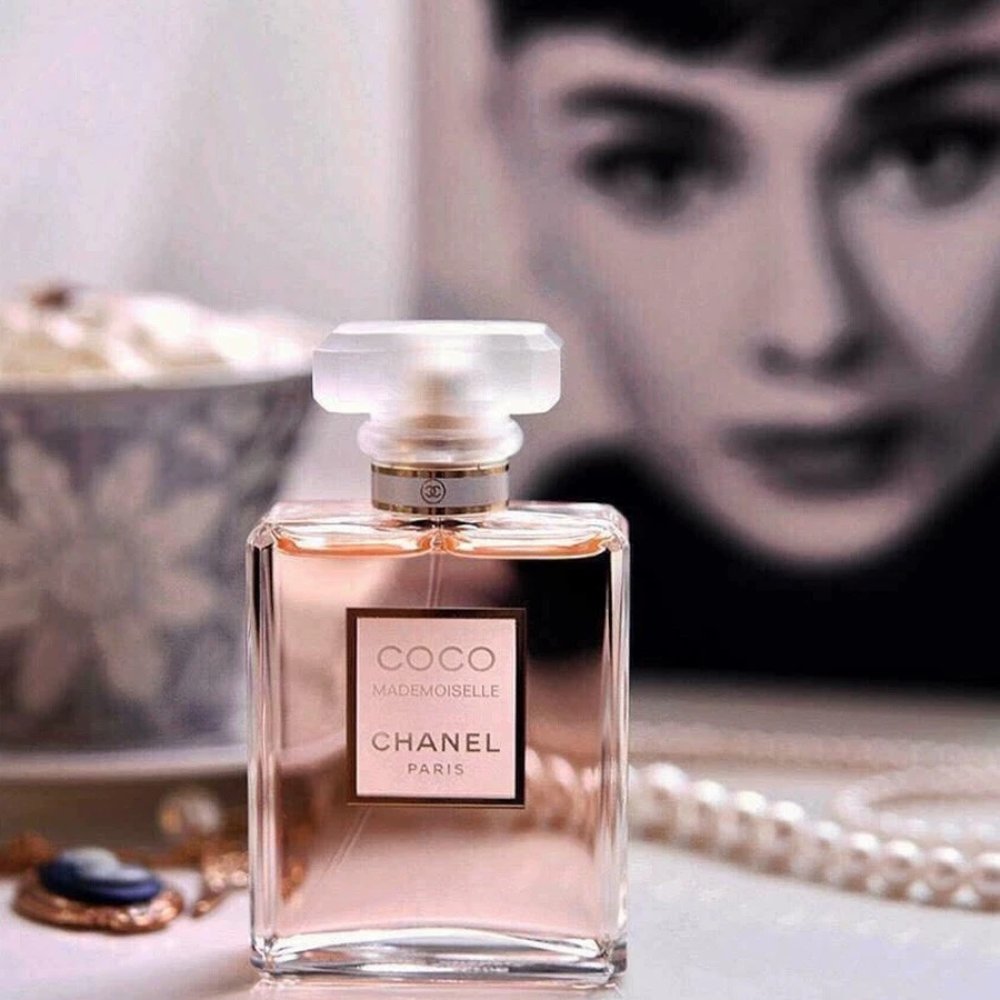 Nước hoa Chanel nữ Coco Mademoiselle đem lại cảm hứng về một quý cô sang trọng đầy nữ tính