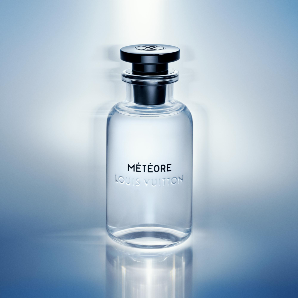 Chai nước hoa LV Météore Eau De Parfum có thiết kế bao bì đơn giản nhưng sang trọng